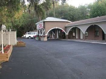 A1 Value Inn Hernando Luaran gambar