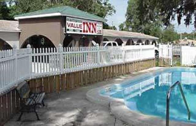 A1 Value Inn Hernando Luaran gambar